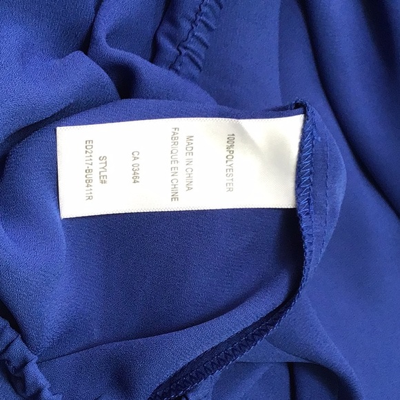 Woman’s royal blue blouse - Picture 5 of 6